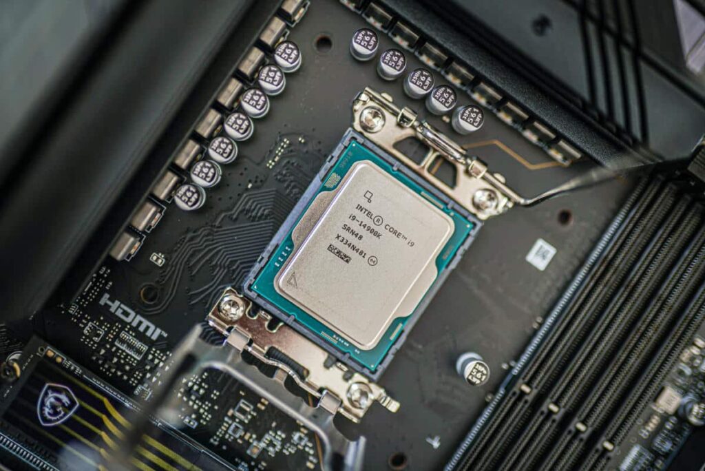 Do I Need CPU Drivers? A Detailed Guide on CPU Drivers, Chipset Updates, and System Performance: